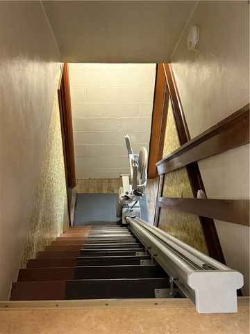 151 Huntingdon Rd, South Huntingdon, PA 15695