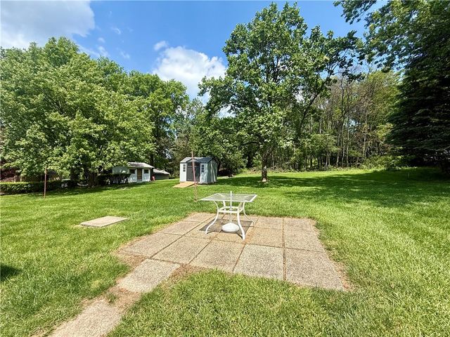 151 Huntingdon Rd, South Huntingdon, PA 15695