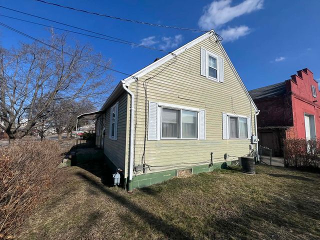 667 W 32ND Street, Erie, PA 16505