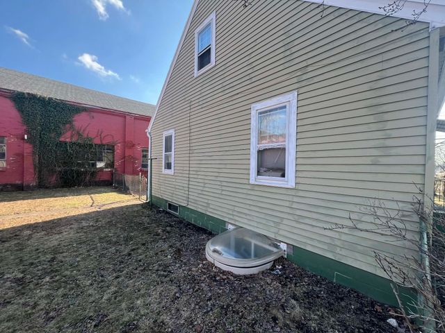 667 W 32ND Street, Erie, PA 16505