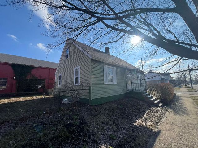 667 W 32ND Street, Erie, PA 16505