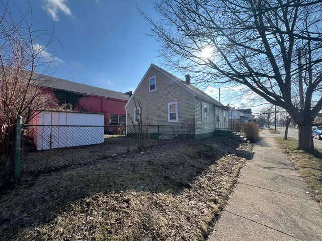 667 W 32ND Street, Erie, PA 16505