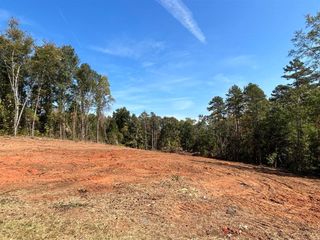 135 Clark Dr, Gaffney, SC 29341