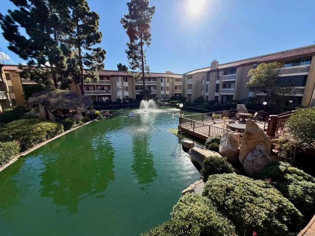 1885 Diamond St. 2-211, San Diego, CA 92109