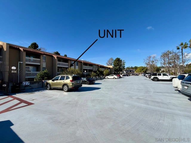 1885 Diamond St. 2-211, San Diego, CA 92109