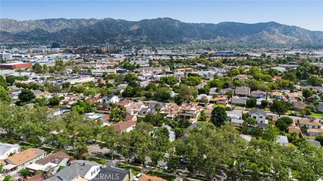 304 S Lomita, Burbank, CA 91506