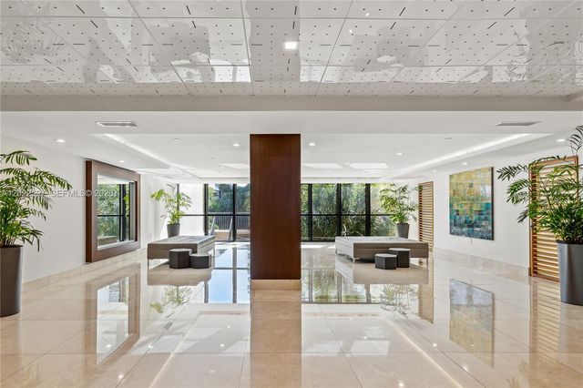 540 Brickell Key Dr 1600, Miami, FL 33131