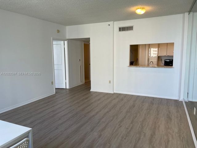 540 Brickell Key Dr 1600, Miami, FL 33131