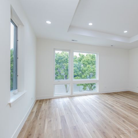 2611 W 21 Street, Chicago, IL 60608