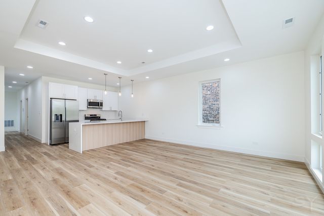 2611 W 21 Street, Chicago, IL 60608