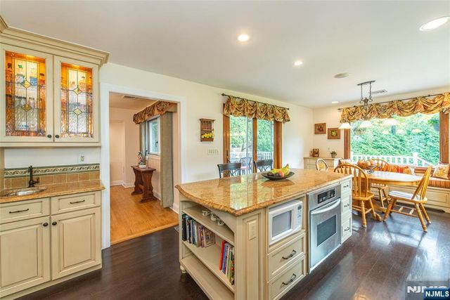 182 Park, West Caldwell, NJ 07006