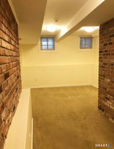 10 Haviland Street B, Norwalk, CT 06854
