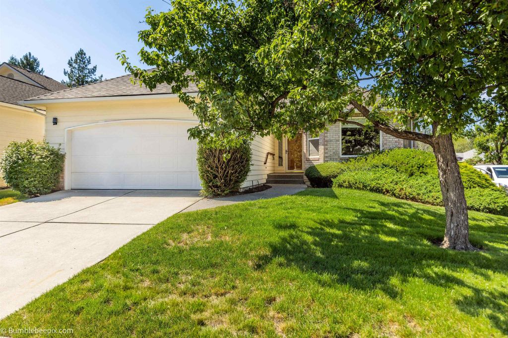 5704 S Pony Ct, Spokane, WA 99224