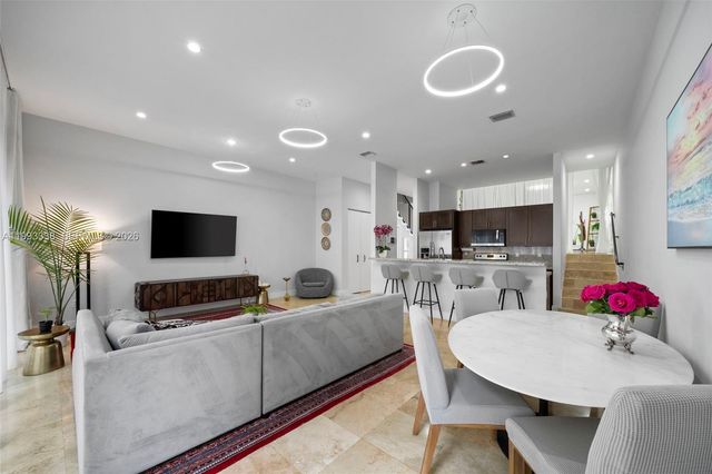 3506 NE 166th St 4, North Miami Beach, FL 33160