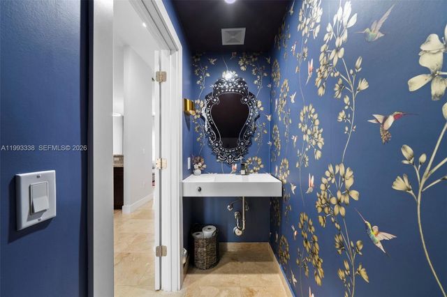 3506 NE 166th St 4, North Miami Beach, FL 33160