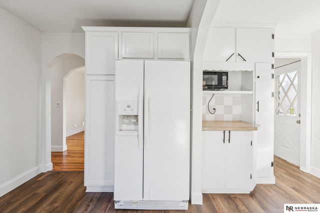 2134 S 48th Street, Omaha, NE 68106