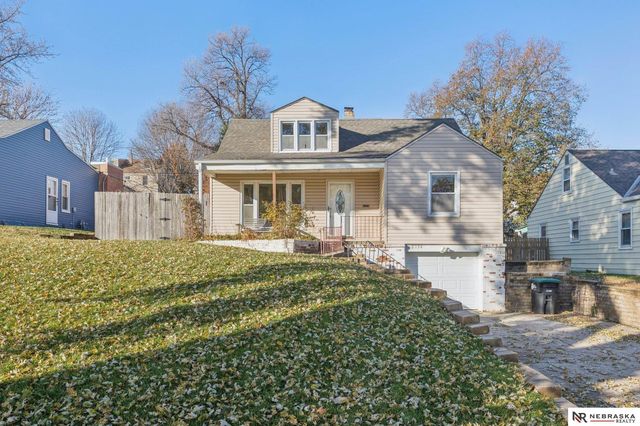 2134 S 48th Street, Omaha, NE 68106