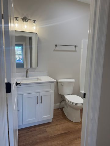 2 Skinnerwoods Way 2, South Hadley, MA 01075