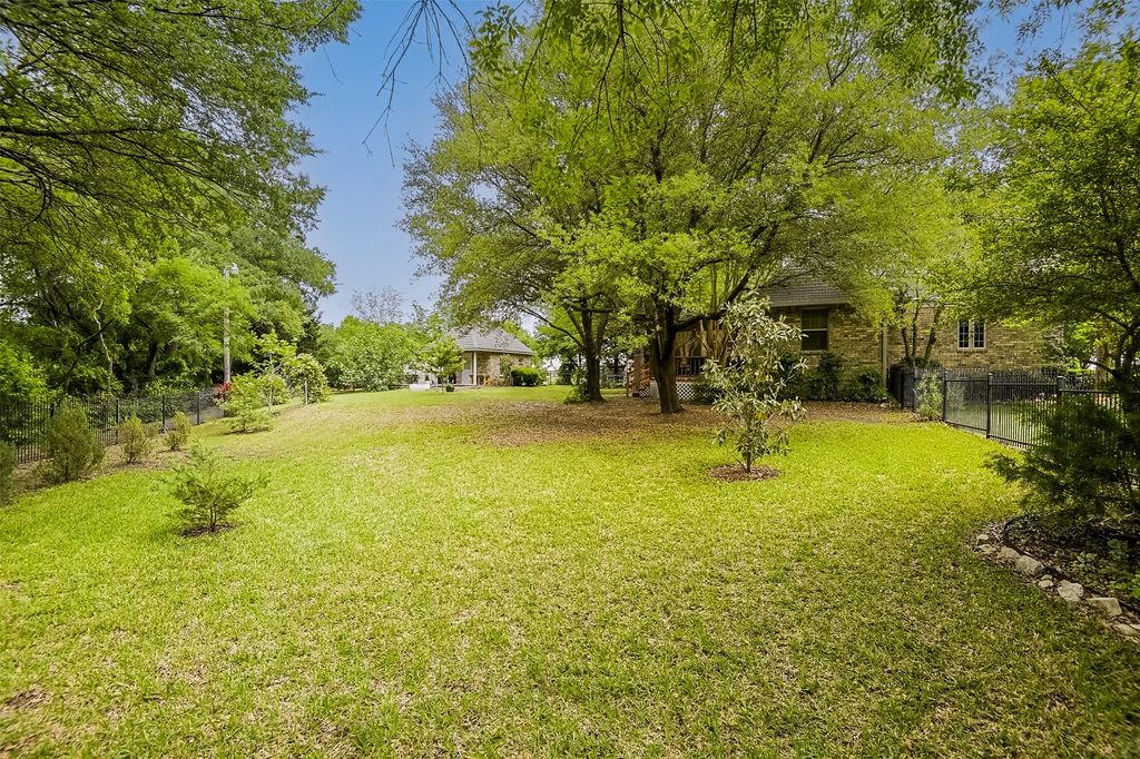 property-img