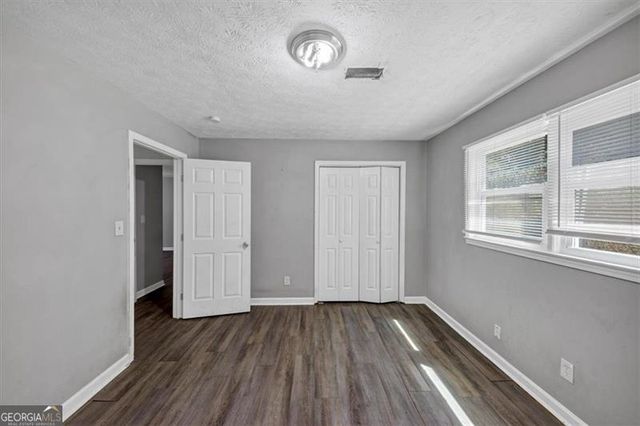 6867 LAURELWOOD Drive, Douglasville, GA 30135