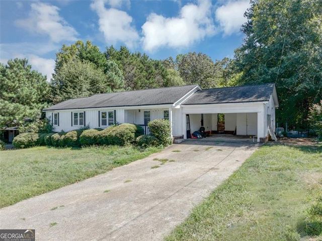 6867 LAURELWOOD Drive, Douglasville, GA 30135