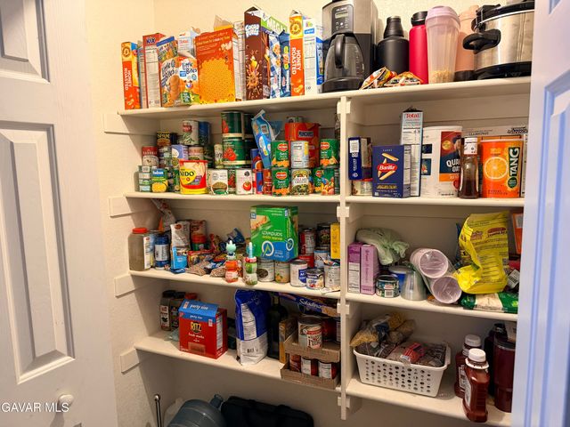 9325 Evelyn Avenue, California City, CA 93505