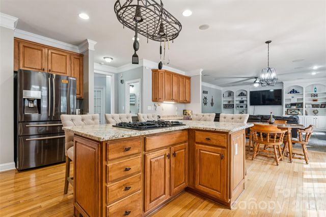 2678 Landing Pointe Drive, Clover, SC 29710