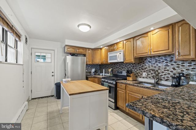 1833 MCKEAN, Philadelphia, PA 19145