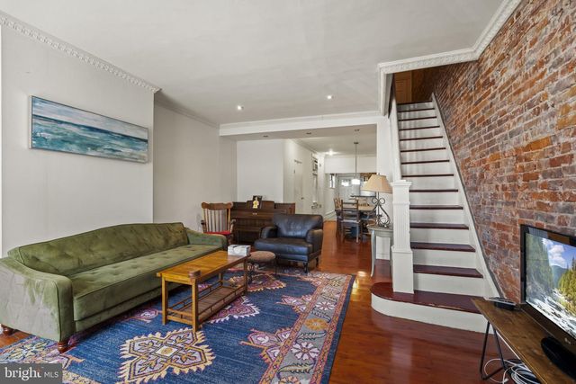 1833 MCKEAN, Philadelphia, PA 19145