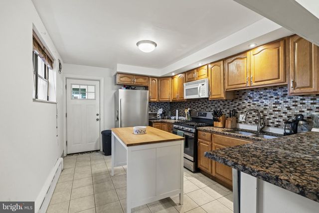 1833 MCKEAN, Philadelphia, PA 19145