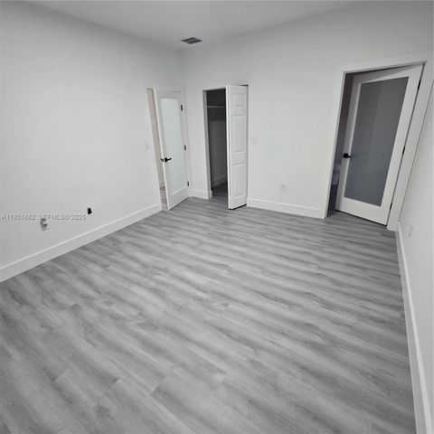 4276 NE 26th Ct, Homestead, FL 33033