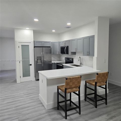 4276 NE 26th Ct, Homestead, FL 33033