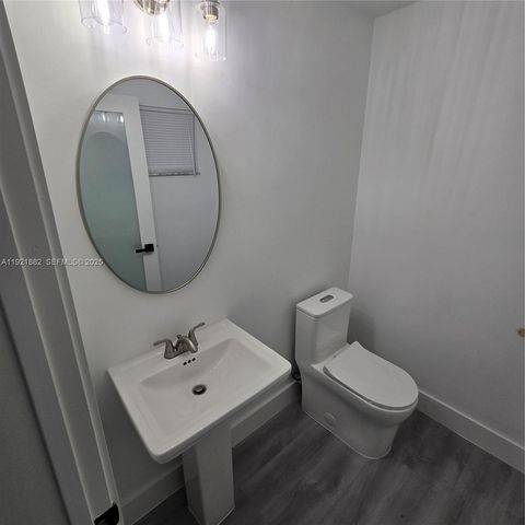 4276 NE 26th Ct, Homestead, FL 33033