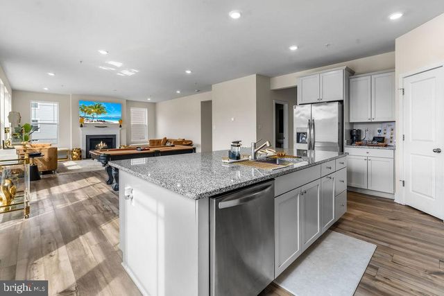 5196 NEWPORT CIR, White Plains, MD 20695