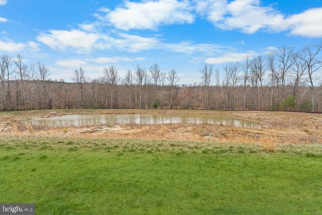 5196 NEWPORT CIR, White Plains, MD 20695