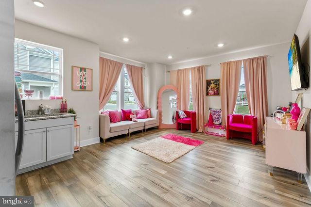 5196 NEWPORT CIR, White Plains, MD 20695