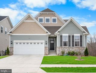 5196 NEWPORT CIR, White Plains, MD 20695