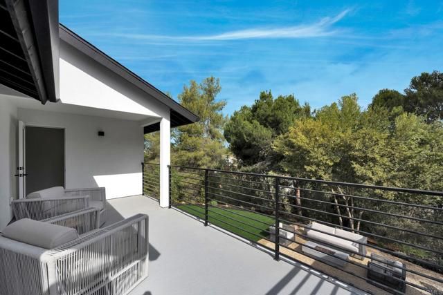 806 Needlerock Place, Escondido, CA 92025