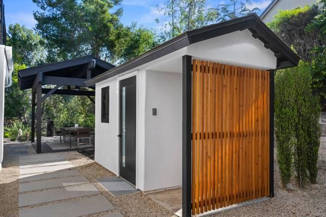 806 Needlerock Place, Escondido, CA 92025