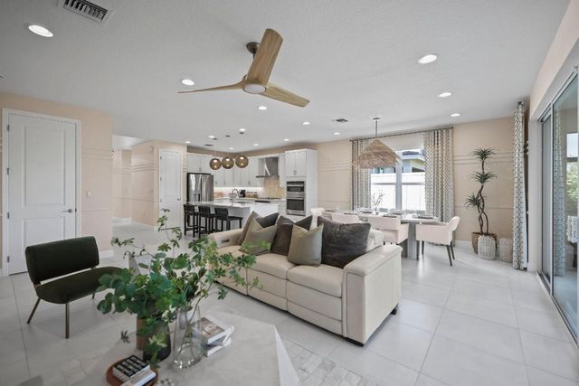 19545 Broad Shore Walk, Loxahatchee, FL 33470