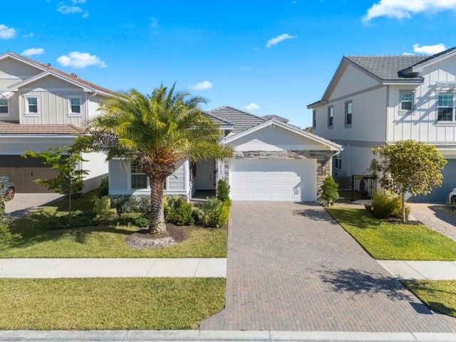 19545 Broad Shore Walk, Loxahatchee, FL 33470