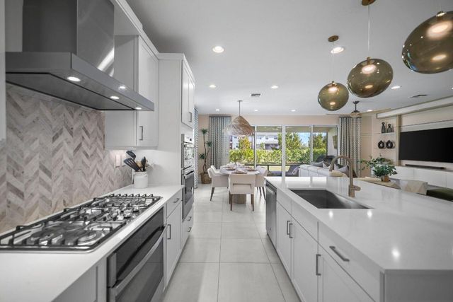 19545 Broad Shore Walk, Loxahatchee, FL 33470