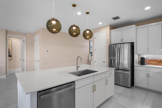 19545 Broad Shore Walk, Loxahatchee, FL 33470