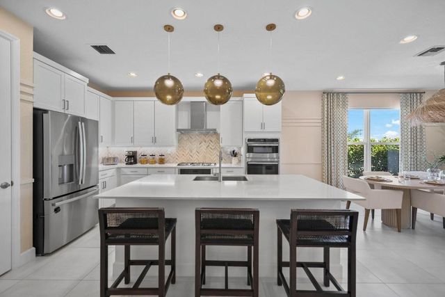 19545 Broad Shore Walk, Loxahatchee, FL 33470