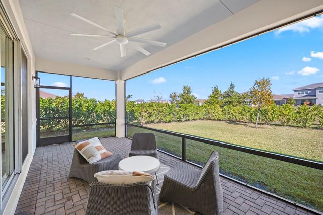 19545 Broad Shore Walk, Loxahatchee, FL 33470