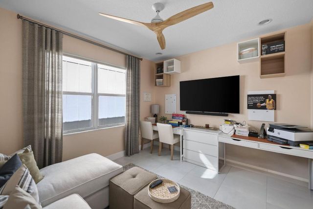 19545 Broad Shore Walk, Loxahatchee, FL 33470