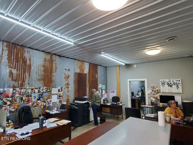 20208 Alberta St, Oneida, TN 37841