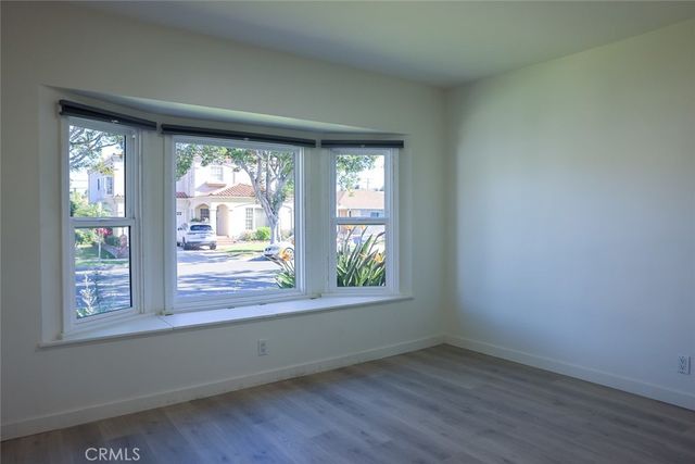 11253 Segrell Way, Culver City, CA 90230