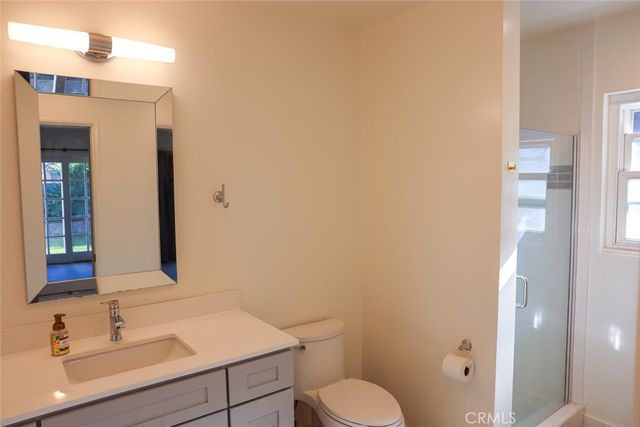 11253 Segrell Way, Culver City, CA 90230