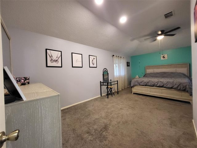 9406 Walnut Glen Drive, Houston, TX 77064